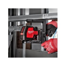 MILWAUKEE USB punjivi 3D zeleni laser 30m – L4CLLP-301C MILWAUKEE USB punjivi 3D zeleni laser 30m – L4CLLP-301C