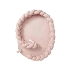 Nordic Gnezdo sa pletenicom